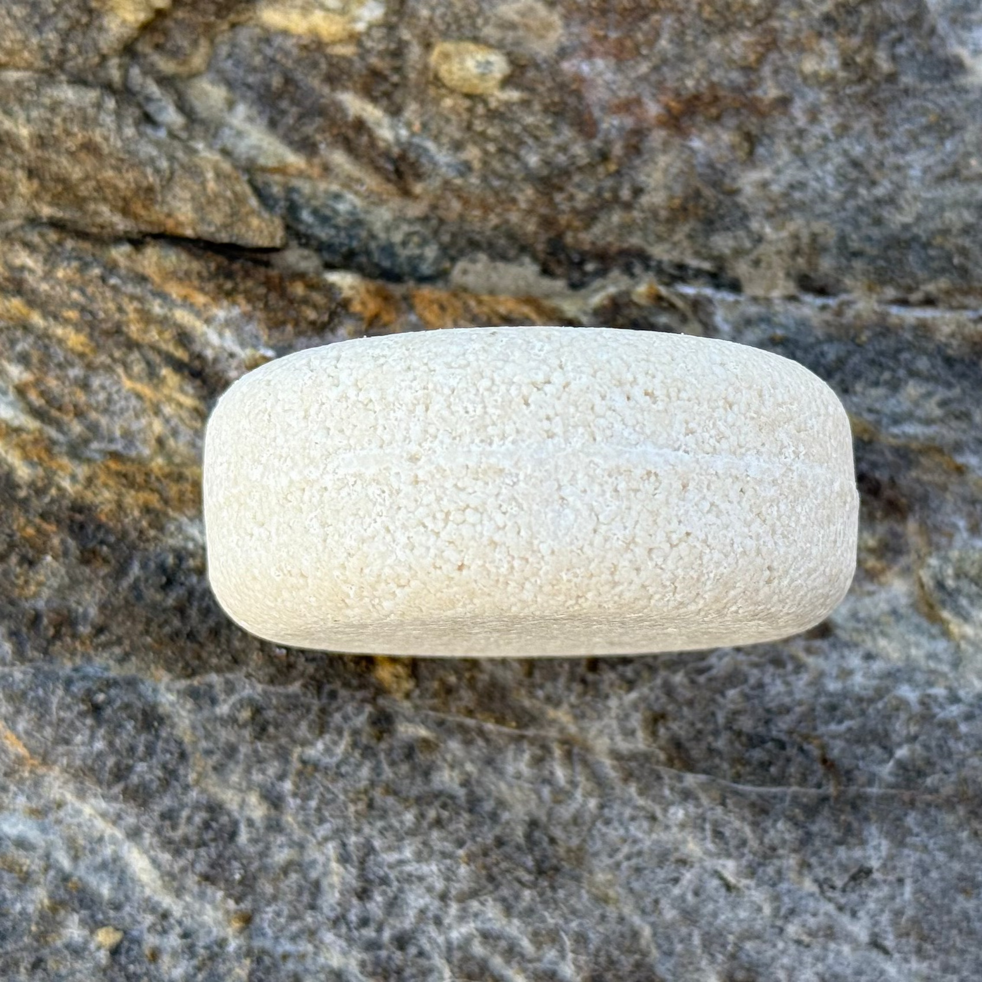 imagen del contorno del champu solido natural de amodinho